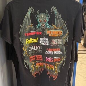 Universal Orlando 2025 Halloween Horror Nights HHN House T-Shirt NWT LARGE